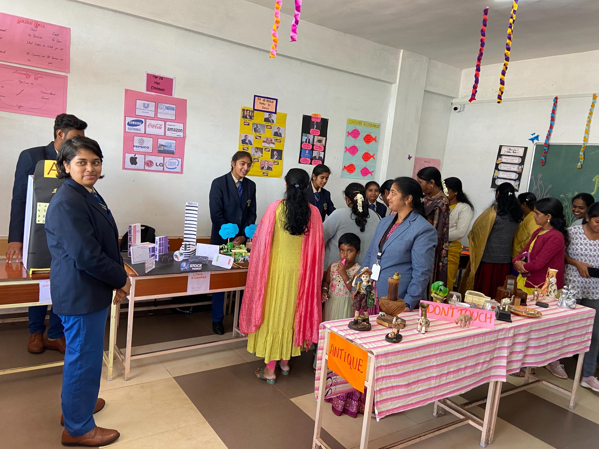 ICS Exhiblitz ICS Exhiblitz