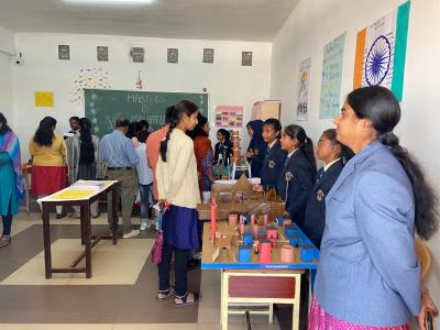 ICS EXHIBLITZ